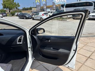 Hyundai i 20 2010-thumb-13