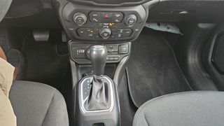 Jeep Renegade 2022 1.3 T4 4xe 4Χ4 Plug-in Hybrid 80th Anniversary 3πλή εγγύηση-thumb-18
