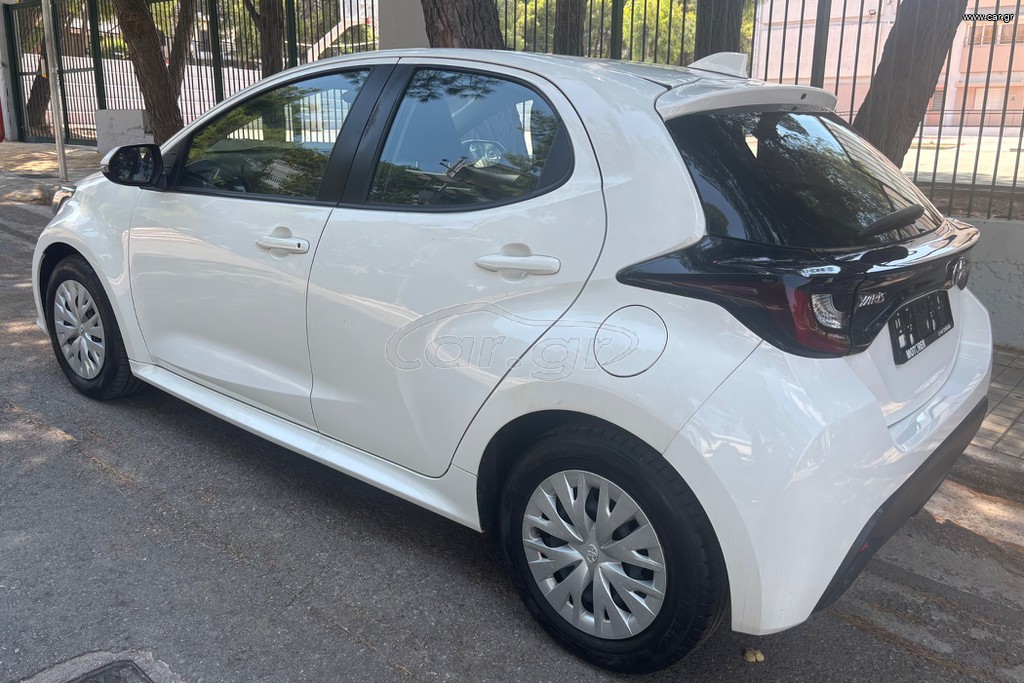 Toyota Yaris 2021