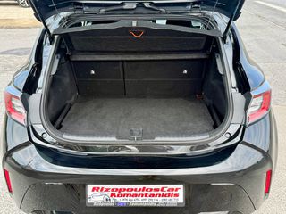 Toyota Corolla 2020 hatchback-thumb-67
