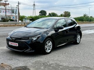 Toyota Corolla 2020 hatchback-thumb-1