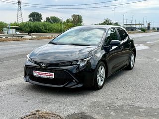Toyota Corolla 2020 hatchback-thumb-2