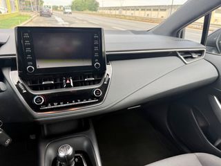 Toyota Corolla 2020 hatchback-thumb-39