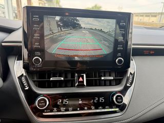 Toyota Corolla 2020 hatchback-thumb-42