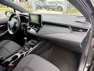 Toyota Corolla 2020 hatchback-thumb-59