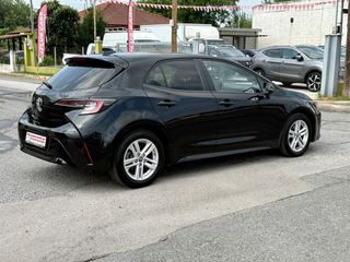 Toyota Corolla 2020 hatchback-thumb-18
