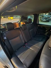 Dacia Duster 2011-thumb-18
