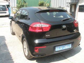 Kia Rio 2017 1.1 CRDI DIESEL-thumb-6