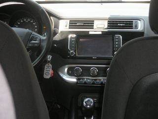 Kia Rio 2017 1.1 CRDI DIESEL-thumb-9