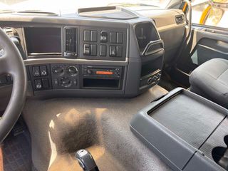 Volvo 2013 FM-thumb-9