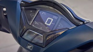 Honda SH 350i 2026 SH350i-thumb-1
