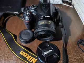 Nikon D5200 + Nikkor 35mm f/1.8G + παρελκόμενα