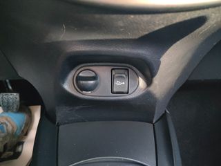 Toyota Yaris 2017 1.3 VVTI 5D– Full Extra, BENZINH, Οικονομικό, 'Αριστο!-thumb-23