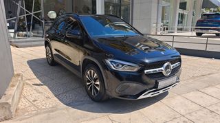 Mercedes-Benz GLA 200 2021 STYLE LINE 163HP-thumb-2