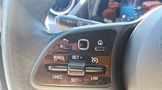 Mercedes-Benz GLA 200 2021 STYLE LINE 163HP-thumb-12