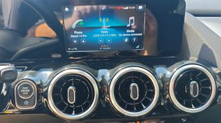 Mercedes-Benz GLA 200 2021 STYLE LINE 163HP-thumb-15