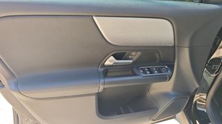 Mercedes-Benz GLA 200 2021 STYLE LINE 163HP-thumb-8