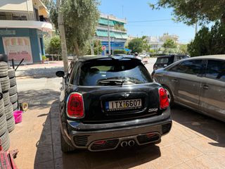 Mini John Cooper Works 2018-thumb-17