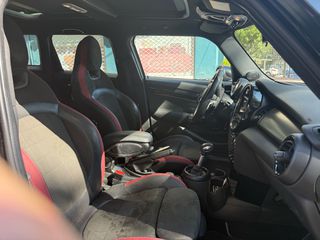 Mini John Cooper Works 2018-thumb-22