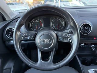 Audi A3 2019 TFSI 1.5 S-TRONIC 150Hp-thumb-17