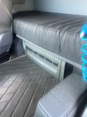 Volvo 2007 FH13 440-thumb-18