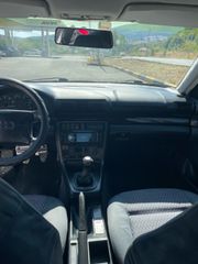 Audi A4 1995-thumb-11