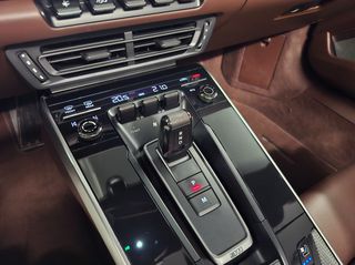 Porsche 911 2020 Turbo S Cabrio 992.1  Lift System  * 12.741 Χ.Λ.Μ. *-thumb-56