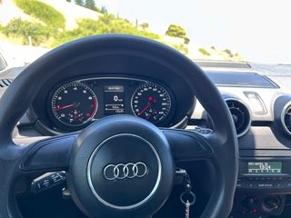 Audi A1 2012-thumb-15