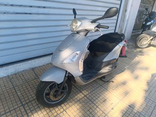Piaggio Fly 100 2004