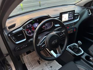 Kia Ceed / cee'd 2019 1.6 Full Extra-thumb-40