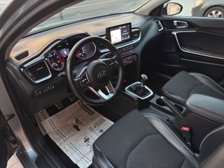 Kia Ceed / cee'd 2019 1.6 Full Extra-thumb-43