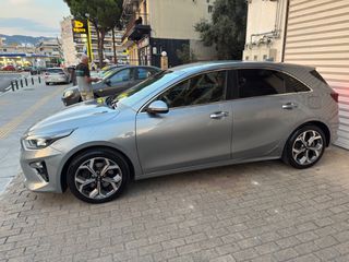 Kia Ceed / cee'd 2019 1.6 Full Extra-thumb-12
