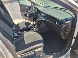 Opel Astra 2021-thumb-15