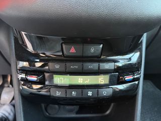 Peugeot 208 2019-thumb-13