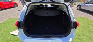 Ford Focus 2020-thumb-12