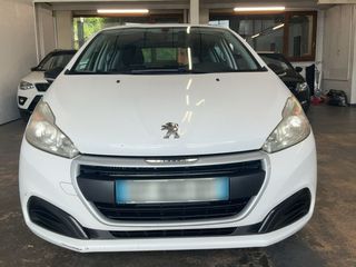Peugeot 208 2015 Peugeot 208 1.6 Blue-HDi Affaire Pack Clim