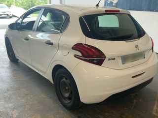 Peugeot 208 2015 Peugeot 208 1.6 Blue-HDi Affaire Pack Clim-thumb-3