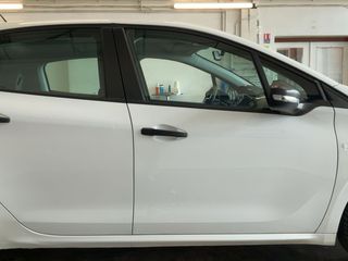 Peugeot 208 2015 Peugeot 208 1.6 Blue-HDi Affaire Pack Clim-thumb-8