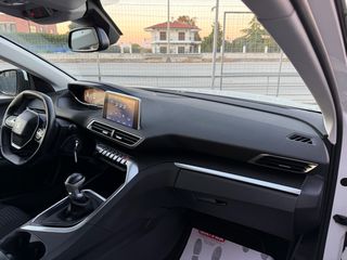 Peugeot 3008 2018 Active-thumb-26