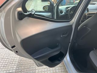 Toyota Aygo 2020 AUTOMATIC-thumb-5