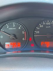 Nissan Navara 2012-thumb-10