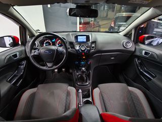 Ford Fiesta 2016 ST LINE 140ps-thumb-8