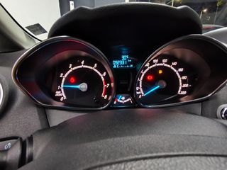 Ford Fiesta 2016 ST LINE 140ps-thumb-11
