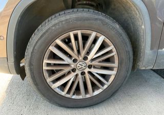 Volkswagen Tiguan 2014 2.0 TDi-thumb-37