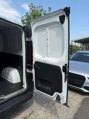 Renault Trafic 2022 L2H1-thumb-8