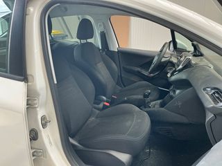Peugeot 208 2018 Peugeot 208 1.6 Blue-HDi Affaire Premium Pack-thumb-6