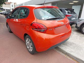 Peugeot 208 2015 Peugeot 208 1.6 Blue-HDi Active Auto Ecole-thumb-7