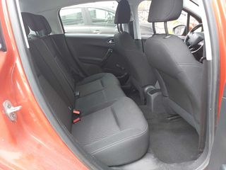 Peugeot 208 2015 Peugeot 208 1.6 Blue-HDi Active Auto Ecole-thumb-19