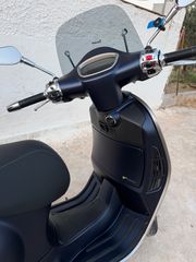 Piaggio Vespa GTS 300 2023 SUPERTECH-thumb-4