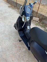 Piaggio Vespa GTS 300 2023 SUPERTECH-thumb-6